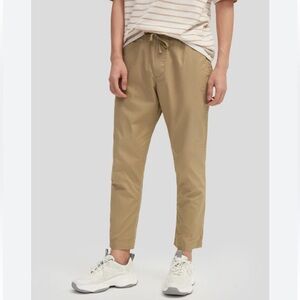 Banana Republic Sand Pull on Chino Pant with Drawstring and Pocket - Large